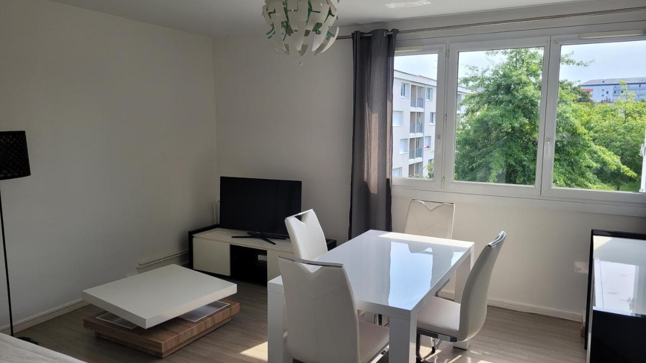 Appartement Lumineux โชเลต์ ภายนอก รูปภาพ